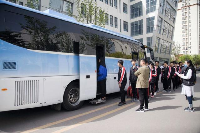 去醫(yī)院體檢已過時，移動醫(yī)療車讓體檢更便捷